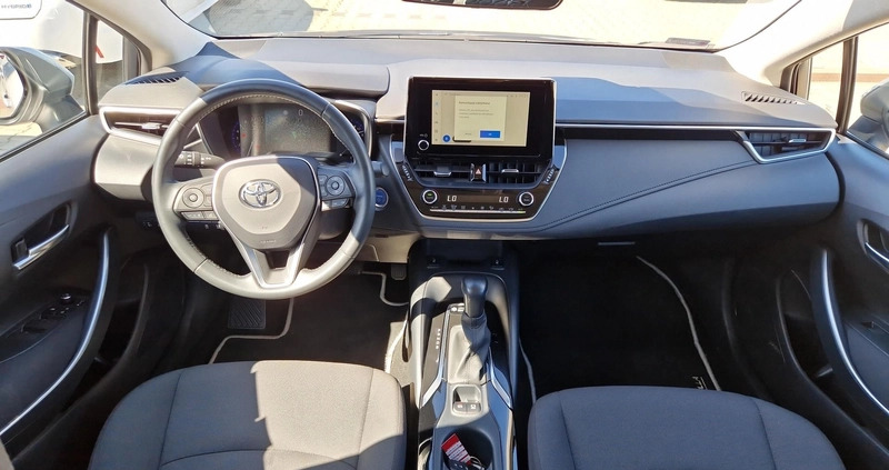 Toyota Corolla cena 104900 przebieg: 36641, rok produkcji 2022 z Biała małe 79